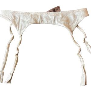 Victoria’s Secret Off White Brocade Garter Belt